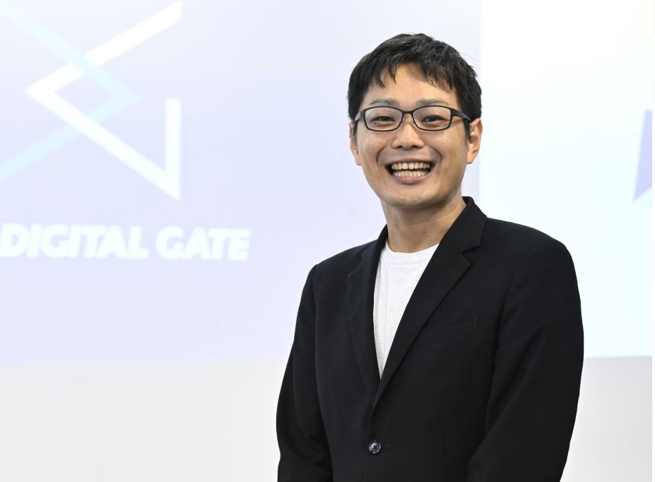 Tomohiro Nakajima / 中島 智弘